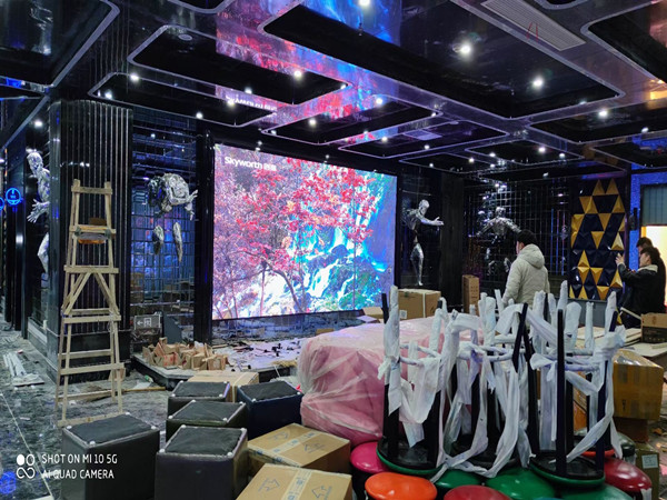 铁山室内P2.5全彩显示屏